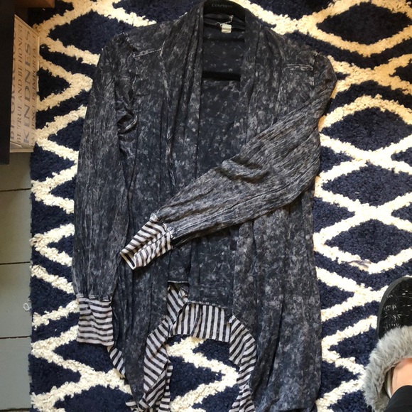 Grey sweater- light - Picture 1 of 2